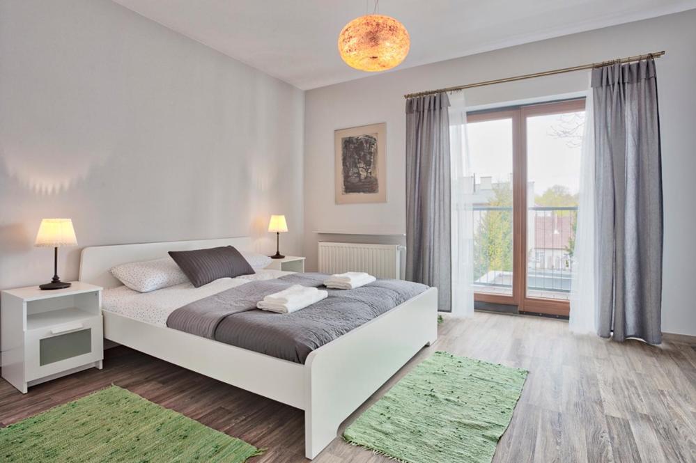 Family Apartment By Tyzenhauz Краков Экстерьер фото